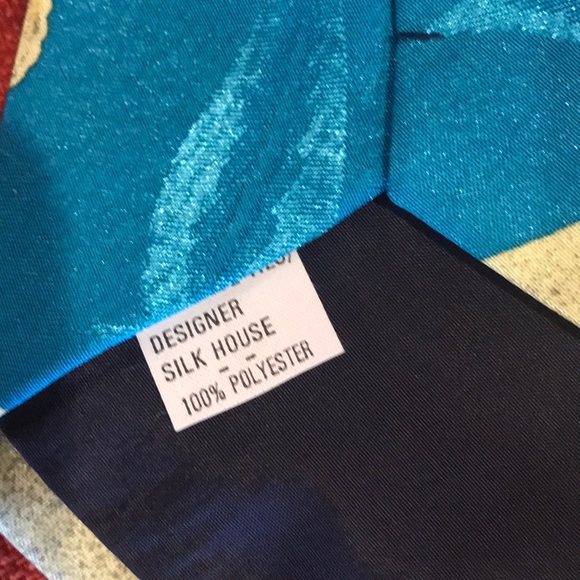 A Rogers Accessories Vintage Tropical Fish And Marine Life Tie